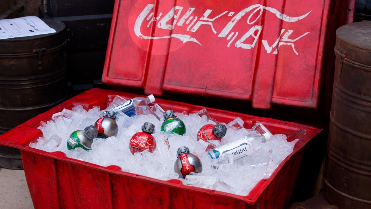 Coca Cola And Disney Design Custom Bottles For Star Wars Galaxy's Edge